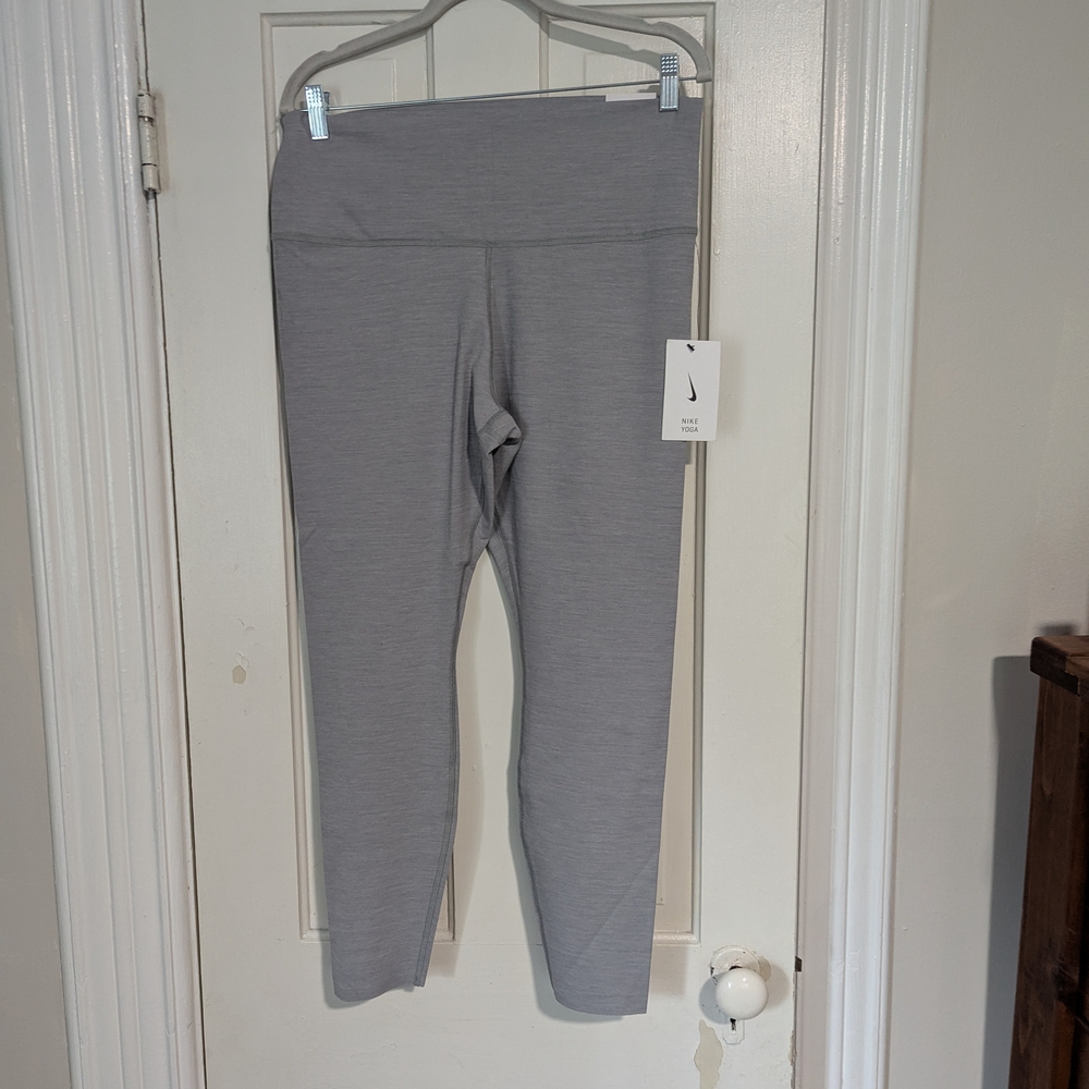 Nike Dri-FIT Gray Lux Pants XL - Picture 3 of 4